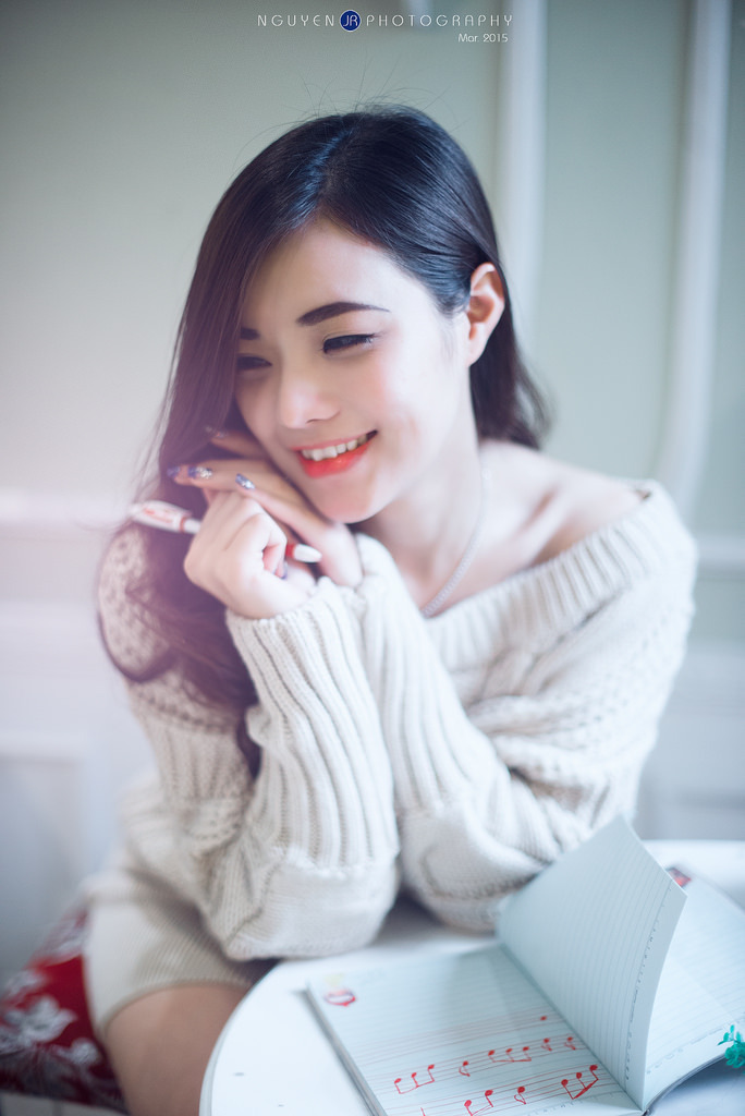 《色誘女教師》在線