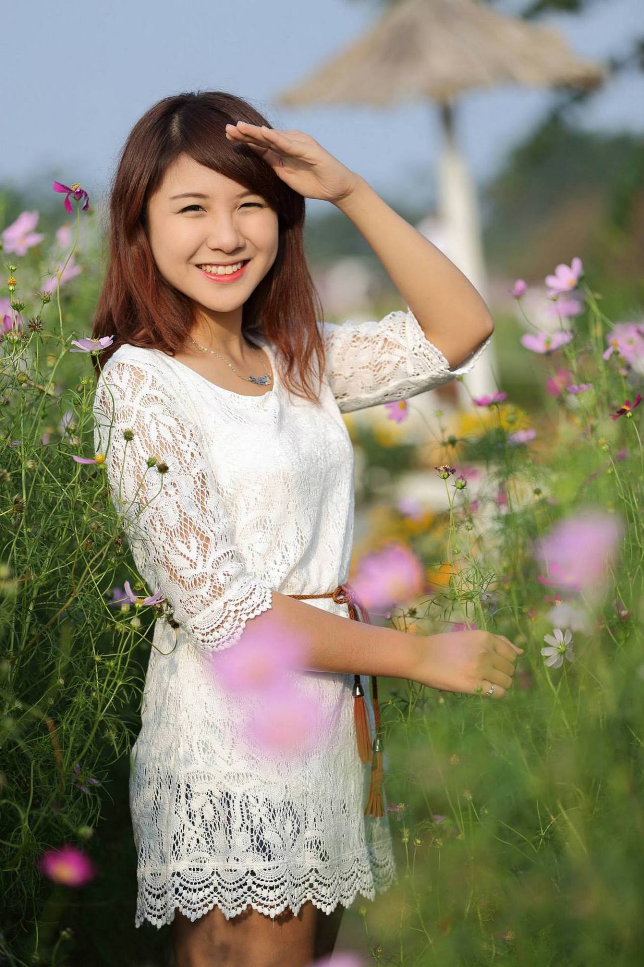 屁股翹高趴在辦公桌