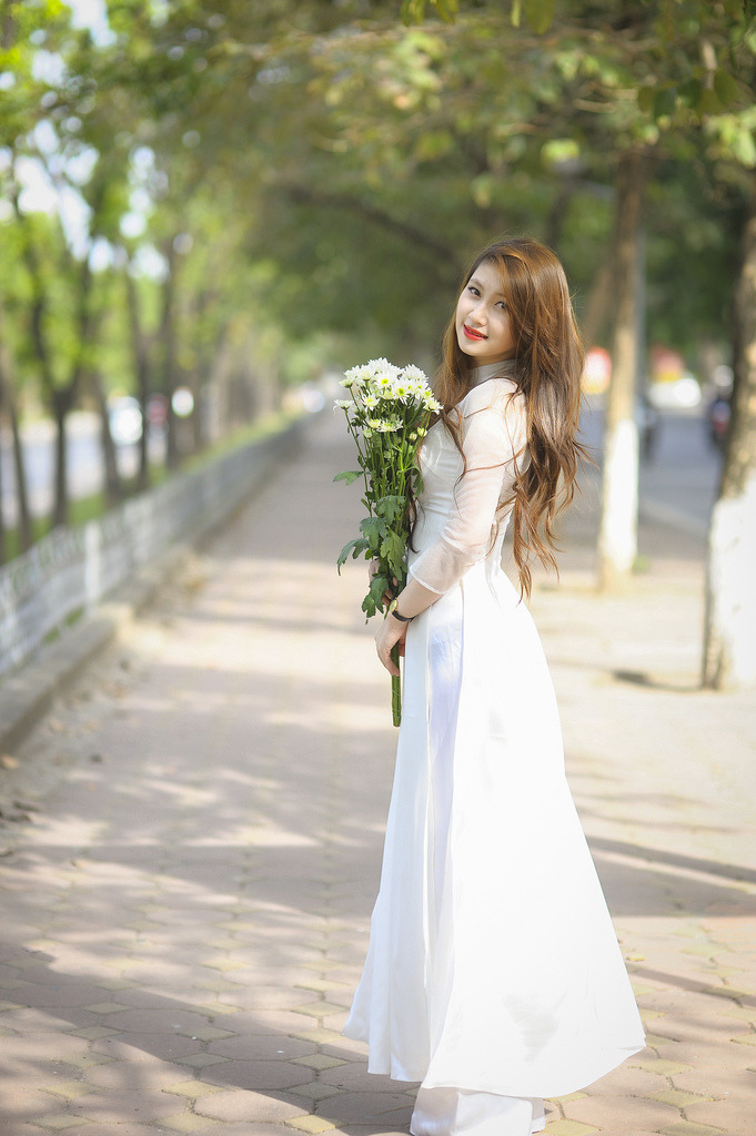 女廁凸凹偷拍間諜撒尿視頻