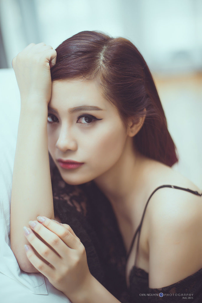 艾彩女王