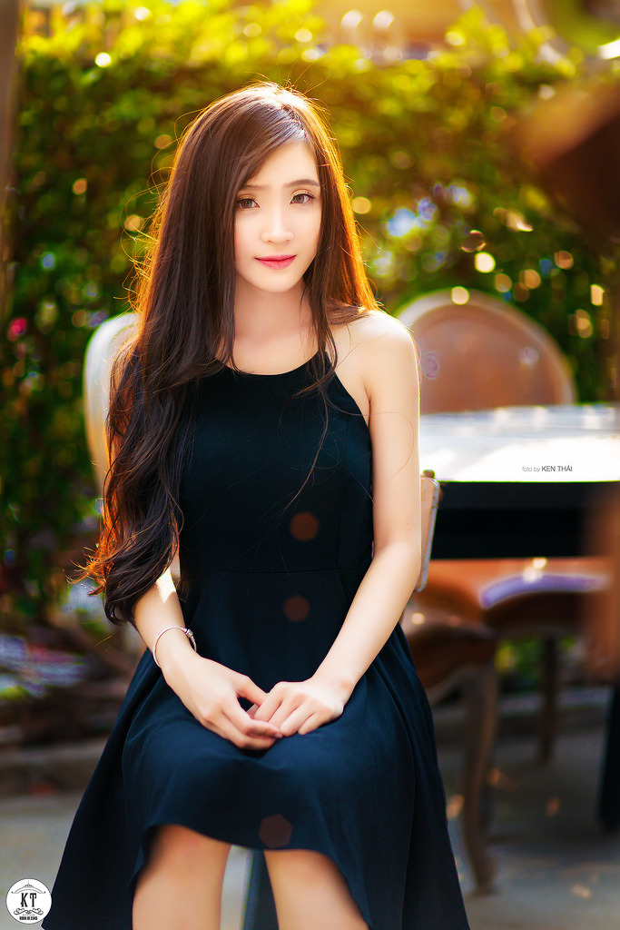 女教師巨大乳孔中文字幕