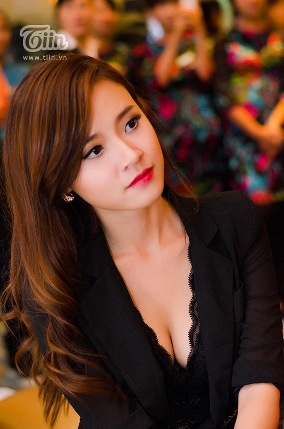 胸部豐滿的妹妹